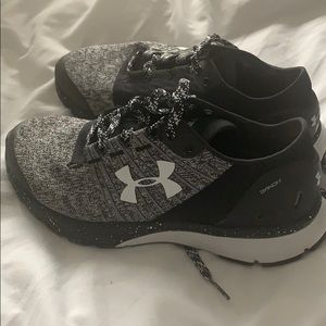 Underarmour running shoes- Never used